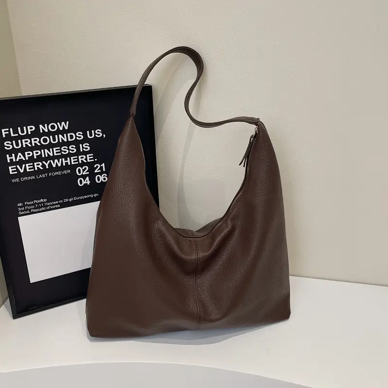 Black Leather Tote Bag for Women, Large Capacity, Casual Style - Image 3