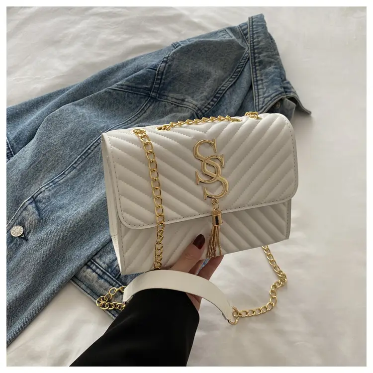 Trendy Retro Chain Crossbody Bag with Embroidery — feature 22