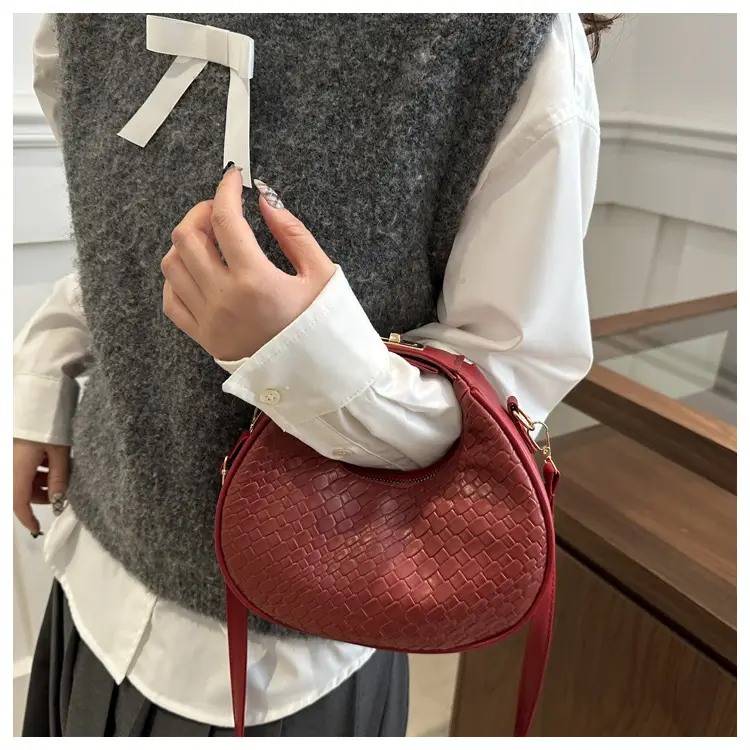Women's Woven Crocodile Shoulder Bag Brown 2025 — feature 13