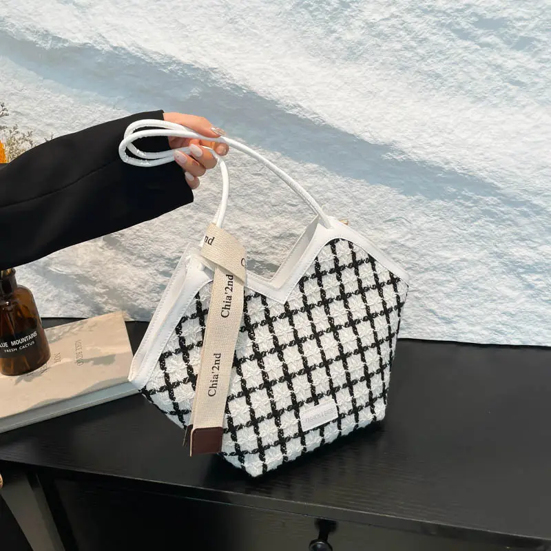 Women's Plaid Checkered Shoulder Bag Winter Commute - Image 7