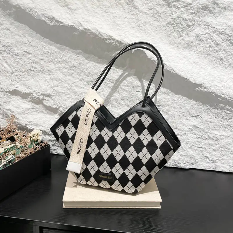 Women's Plaid Checkered Shoulder Bag Winter Commute — feature 20