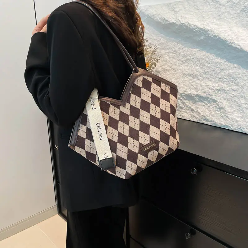 Women's Plaid Checkered Shoulder Bag Winter Commute — feature 30