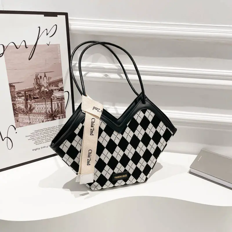 Women's Plaid Checkered Shoulder Bag Winter Commute - Image 3