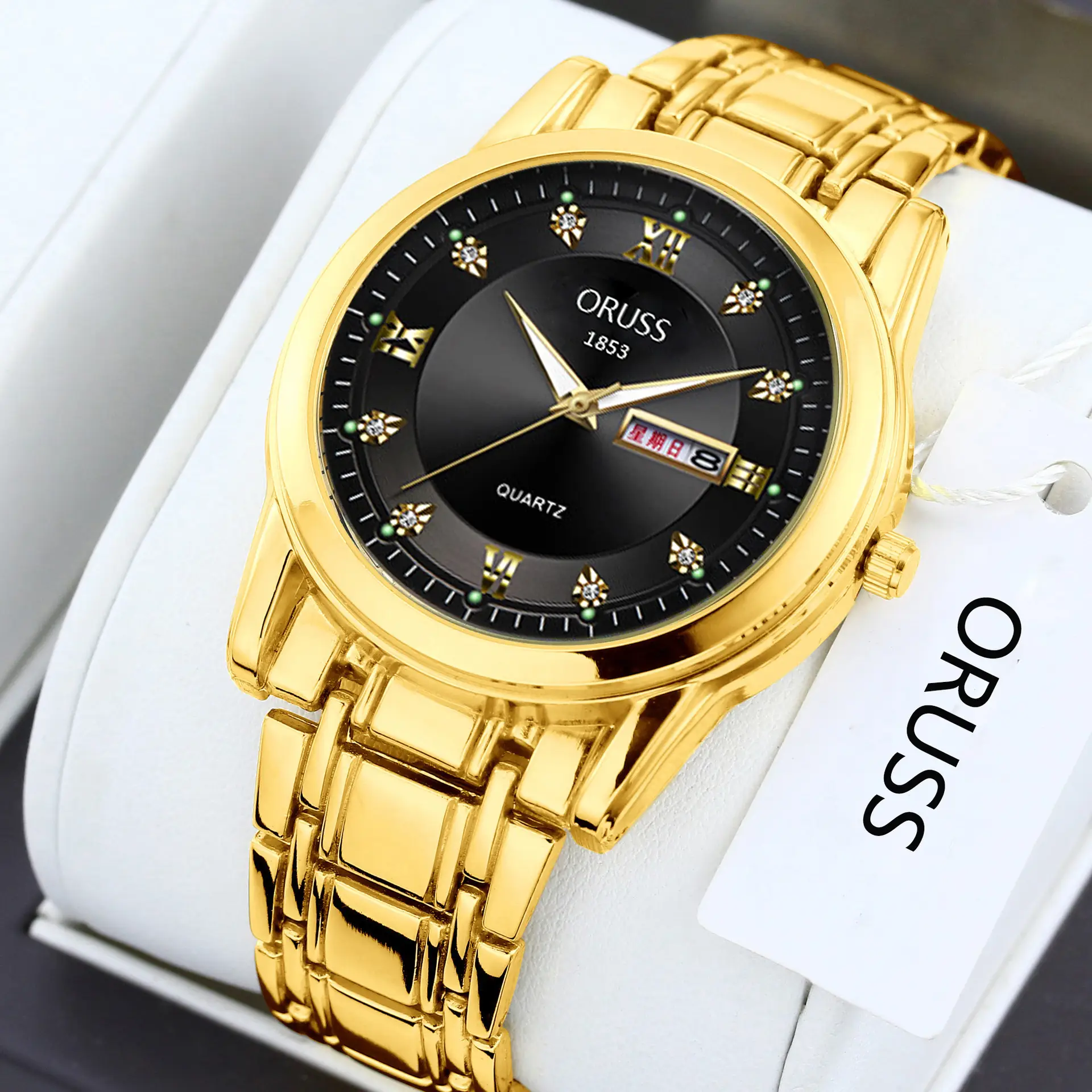 Gold Quartz Men's Watch with Diamond Dial & Steel Band — feature 4