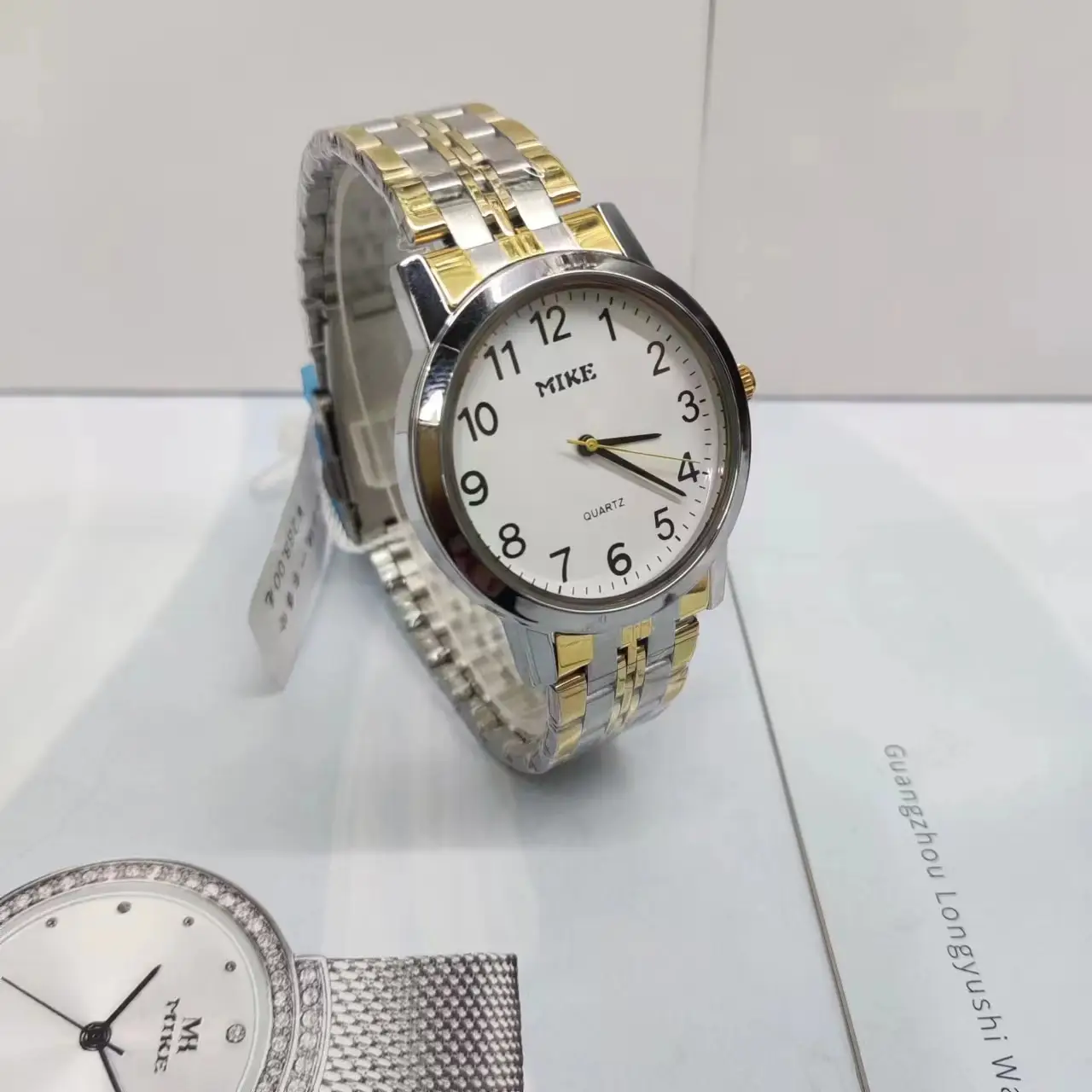 Stainless Steel Couple Watches Gold Silver Dial Waterproof Business Casual Fashion - Image 2