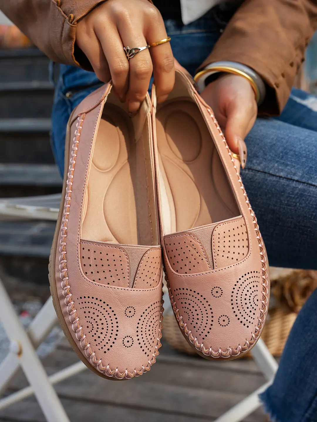 Plus-Size Popular Foreign Trade Stitched Laser-Cut Women's Flat Loafers, Retro Stitched Design, Available for Foreign Trade and Cross-Border E-Commerce Supply — feature 14