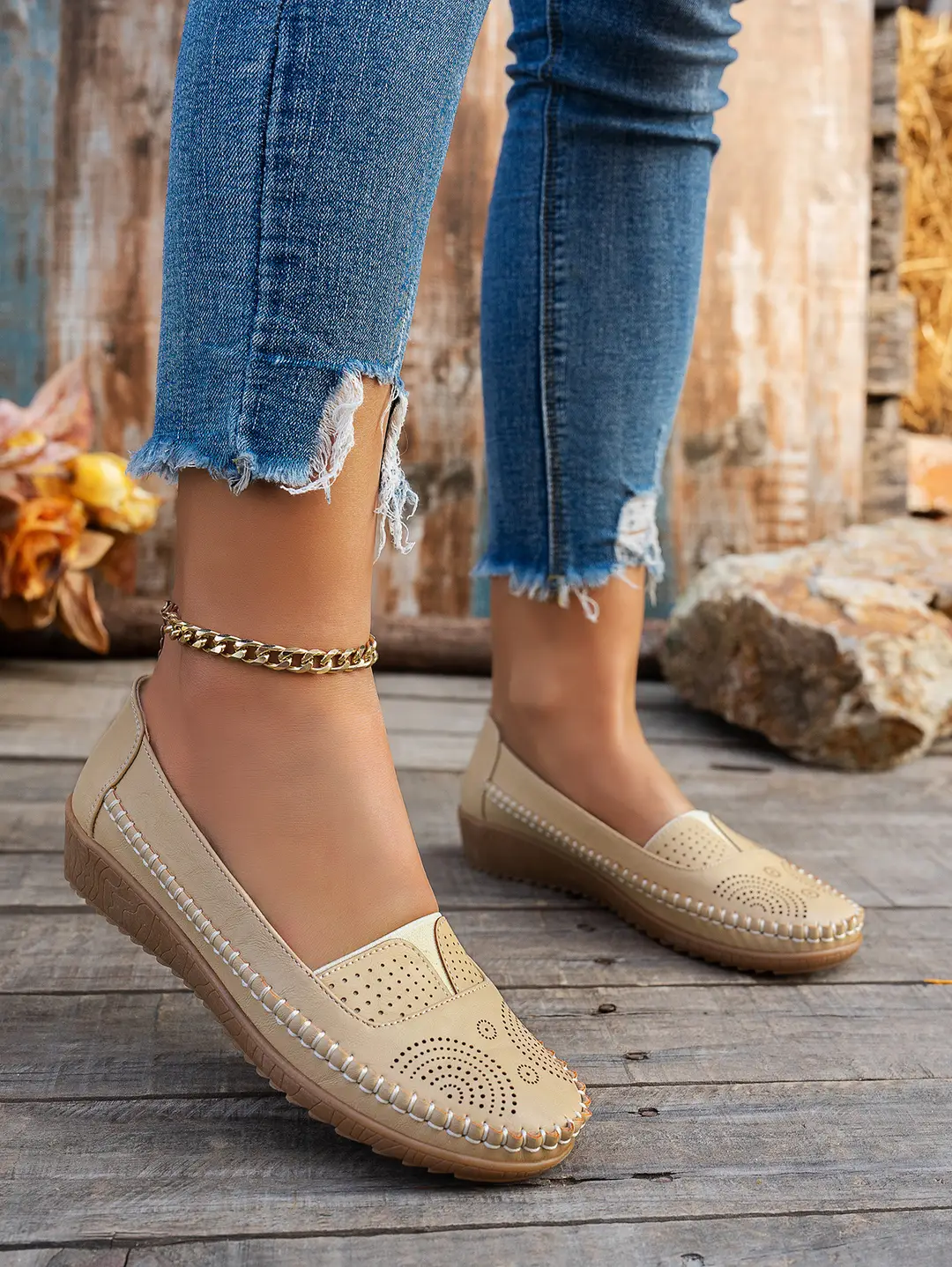 Plus-Size Popular Foreign Trade Stitched Laser-Cut Women's Flat Loafers, Retro Stitched Design, Available for Foreign Trade and Cross-Border E-Commerce Supply — feature 9