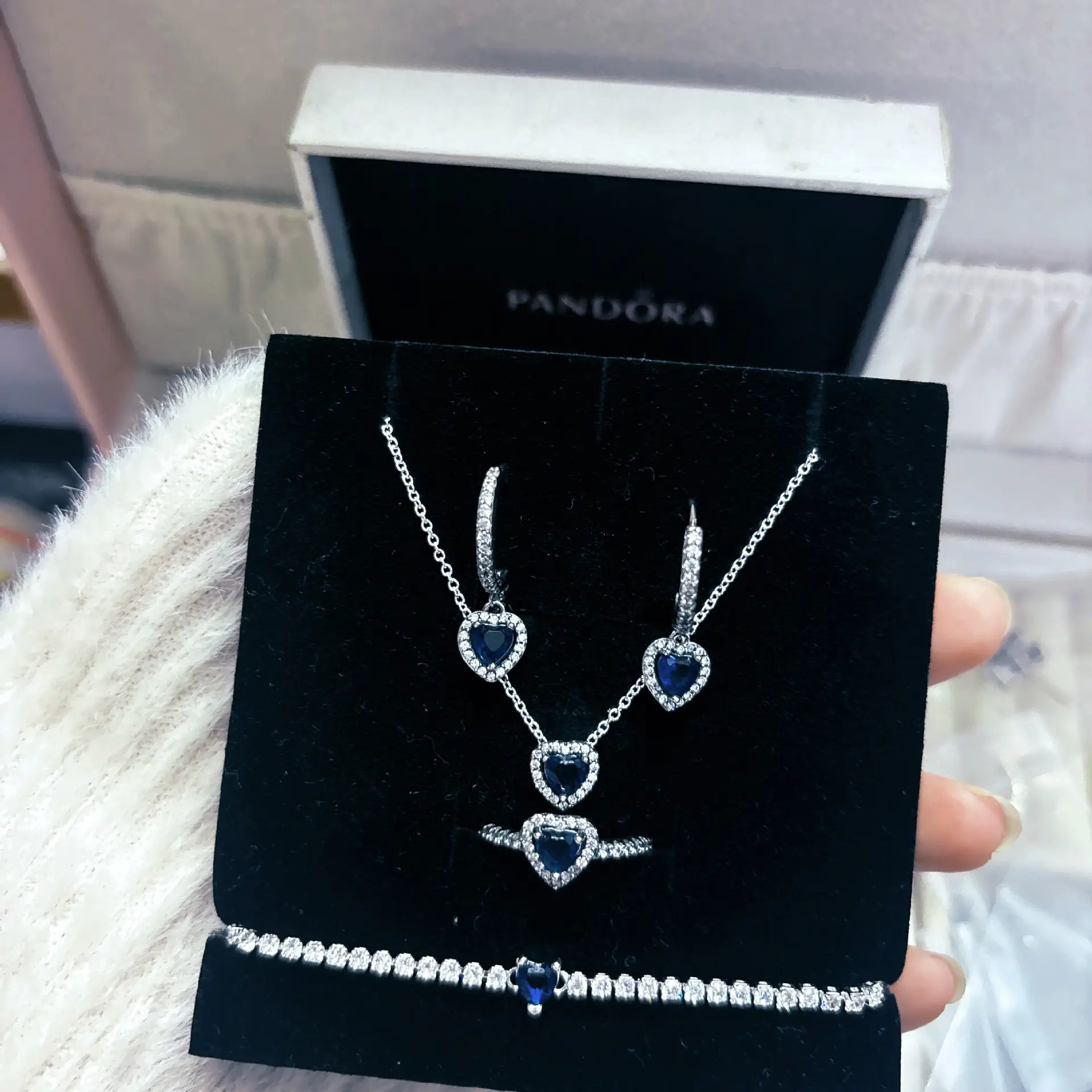 Heart Shaped Green Diamond Necklace for Women — feature 34