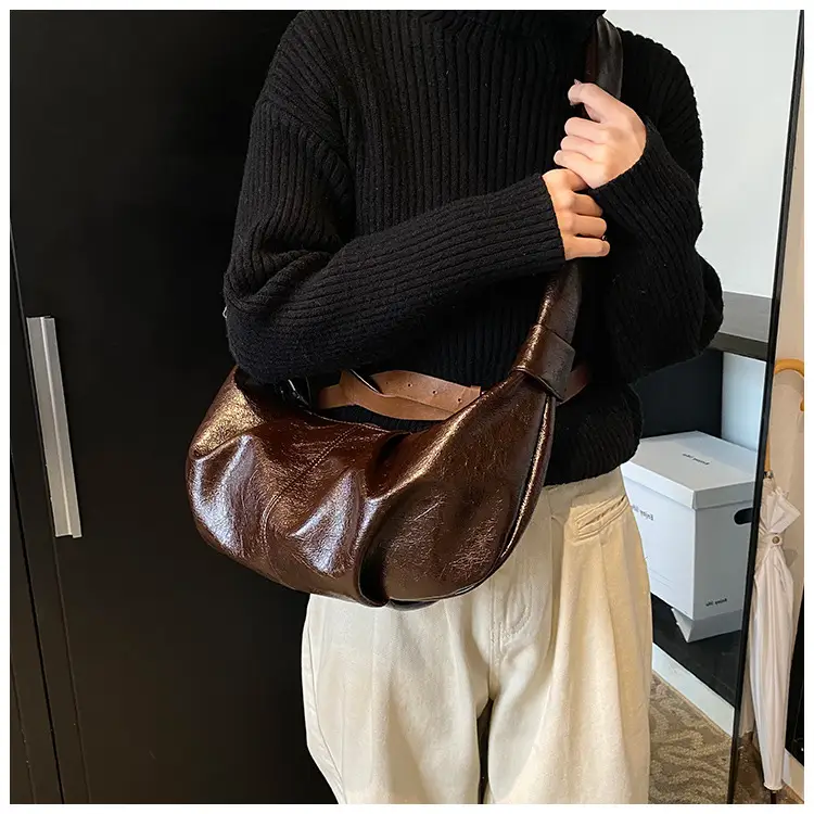 Brown Pleated Korean Style Handbag for Women — feature 17