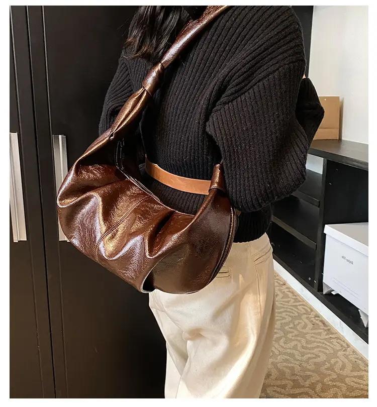 Brown Pleated Korean Style Handbag for Women — feature 6
