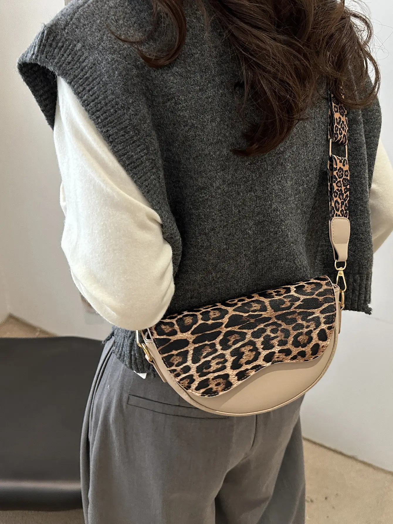 Women Leopard Print Crossbody Bag Large Capacity