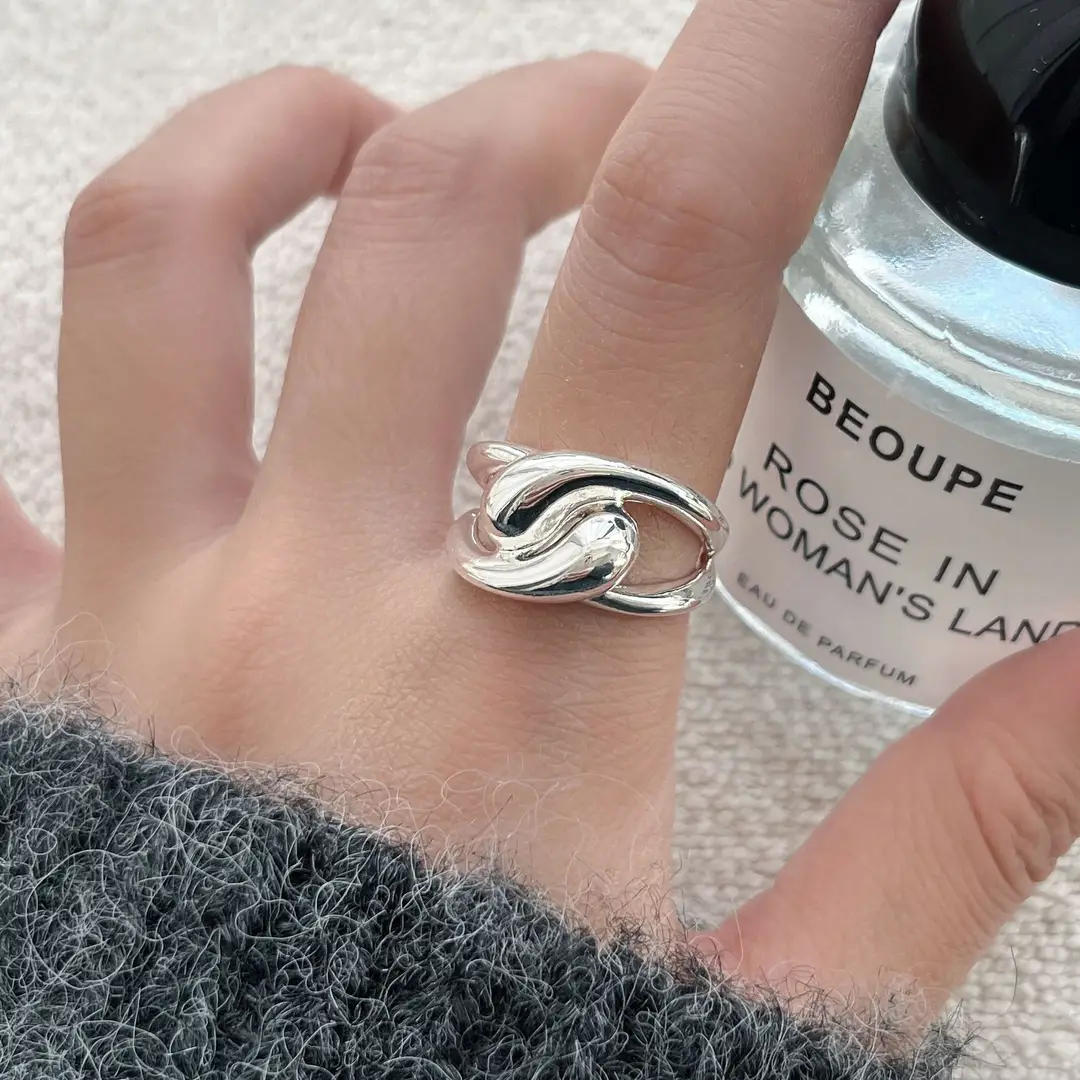 Ins Cool Style Ring Plainly Ring Finger Ring Simple Light Luxury High-grade Sense Ring Elegant All-match Stacked Open Ring