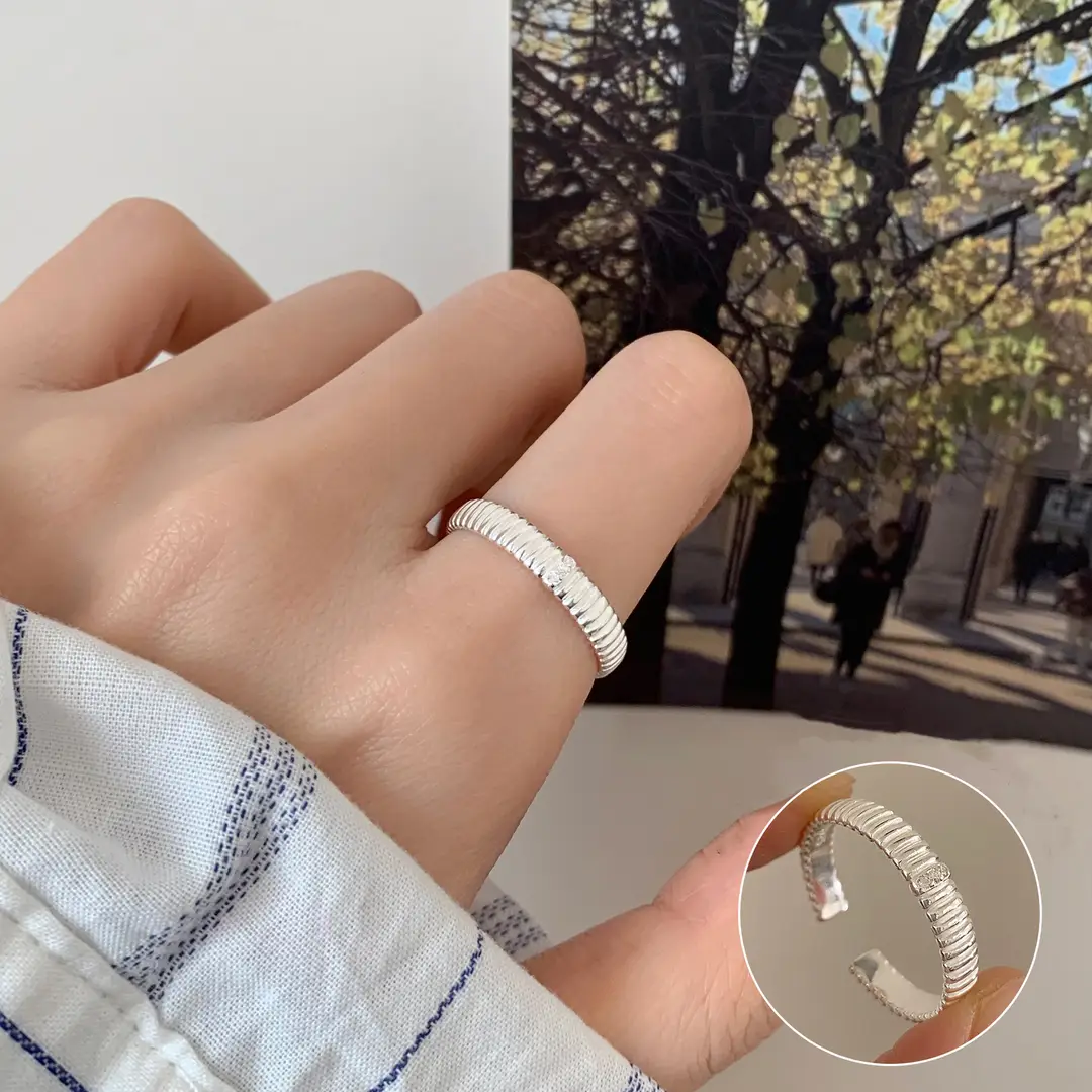Ins Cool Style Ring Plainly Ring Finger Ring Simple Light Luxury High-grade Sense Ring Elegant All-match Stacked Open Ring