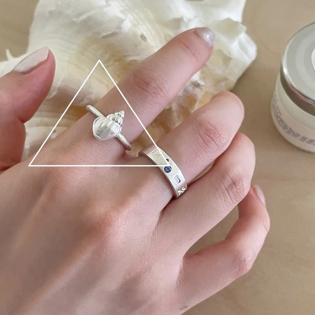 Ins Cool Style Ring Plainly Ring Finger Ring Simple Light Luxury High-grade Sense Ring Elegant All-match Stacked Open Ring