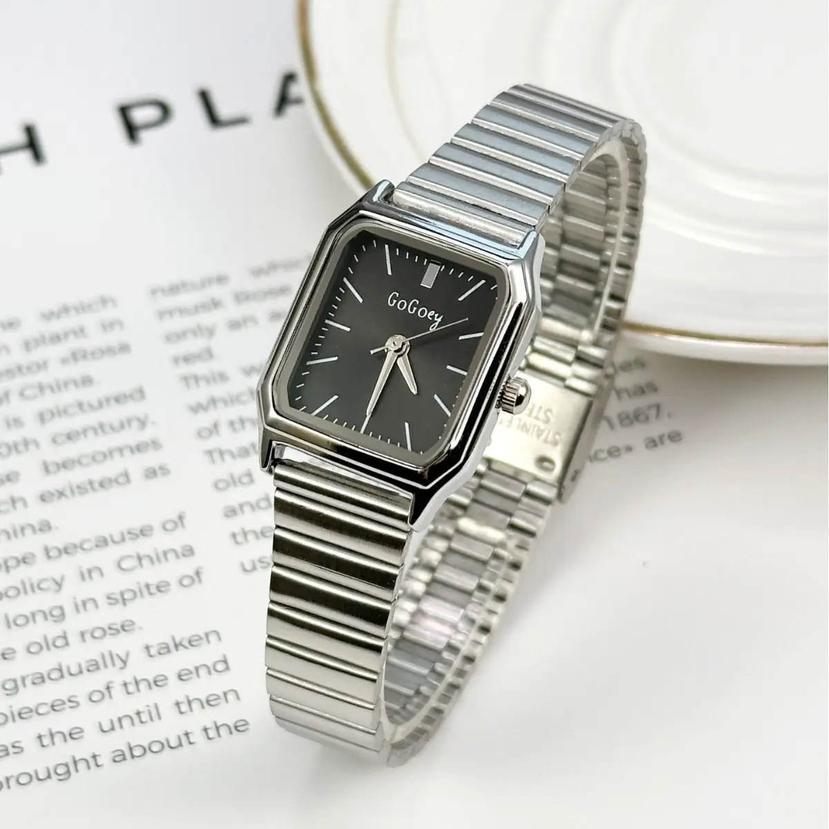 Women's Rose Gold Minimalist Watch with Steel Belt - Image 7