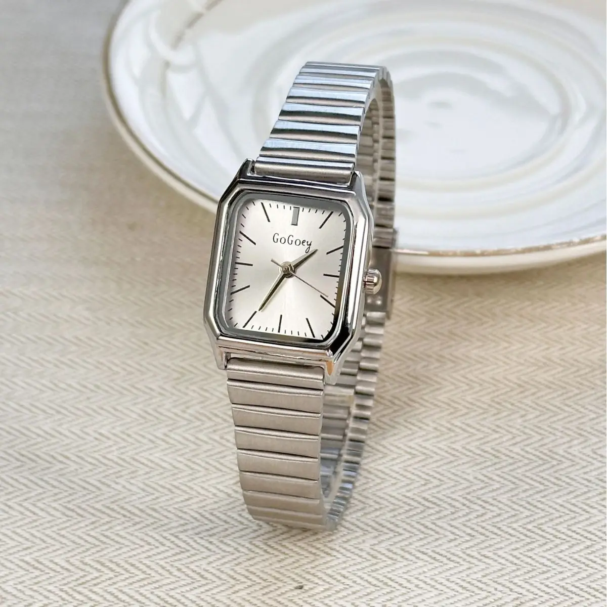 Women's Rose Gold Minimalist Watch with Steel Belt - Image 8