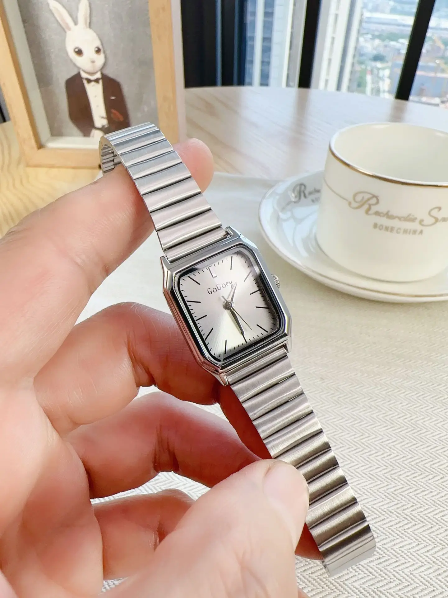 Women's Rose Gold Minimalist Watch with Steel Belt - Image 3