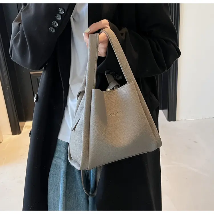 Tan Leather Bucket Bag for Women 2026 Winter Style — feature 17