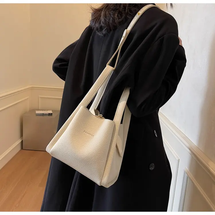 Tan Leather Bucket Bag for Women 2026 Winter Style — feature 20
