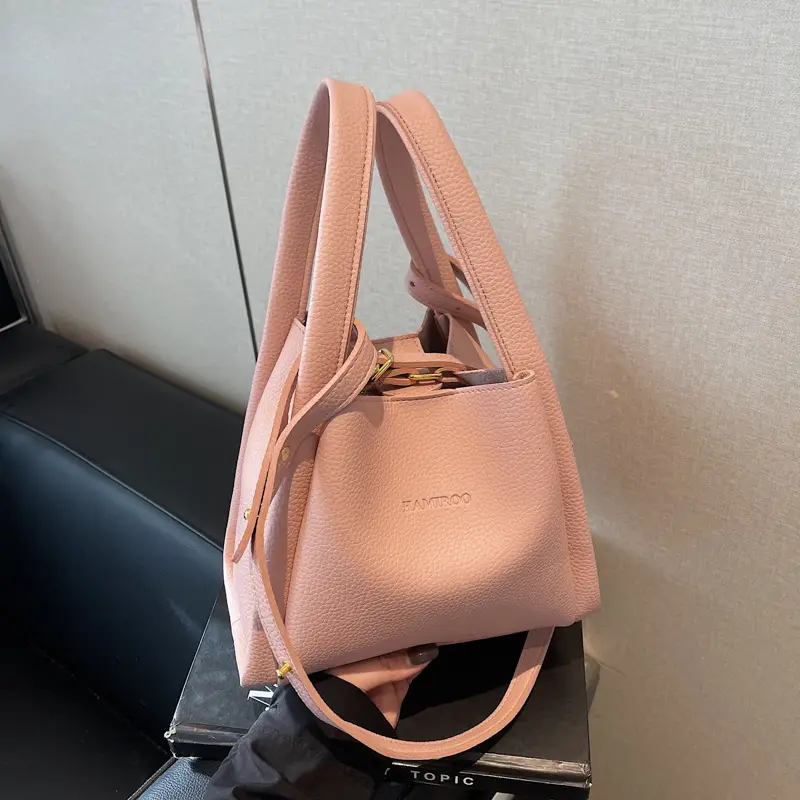 Tan Leather Bucket Bag for Women 2026 Winter Style - Image 4