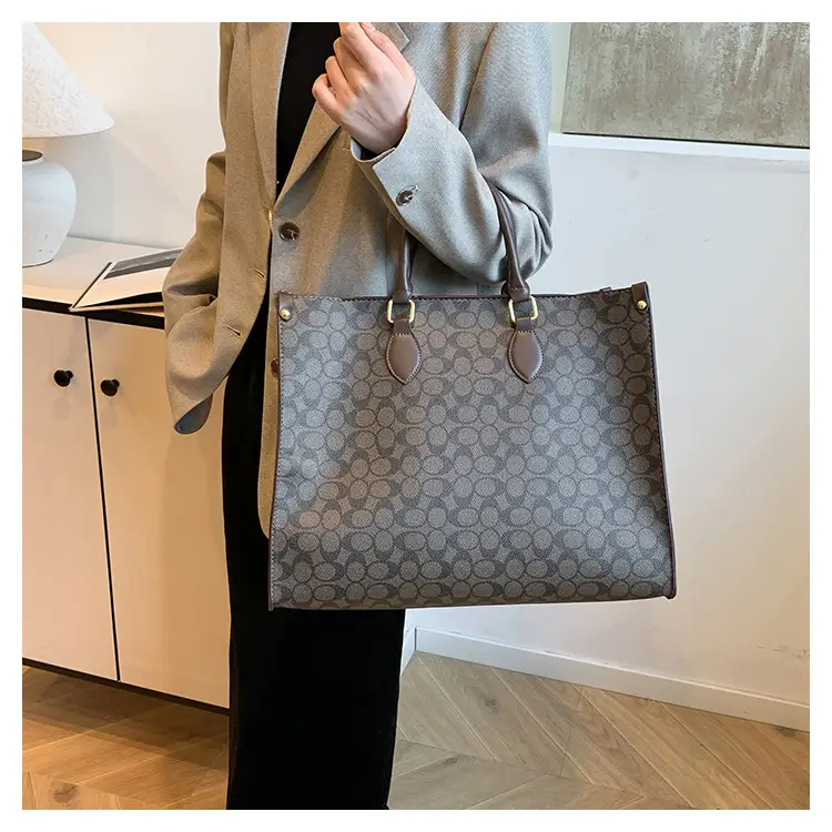 Elegant Cross-Border Women's Tote Bag 2025 — feature 18