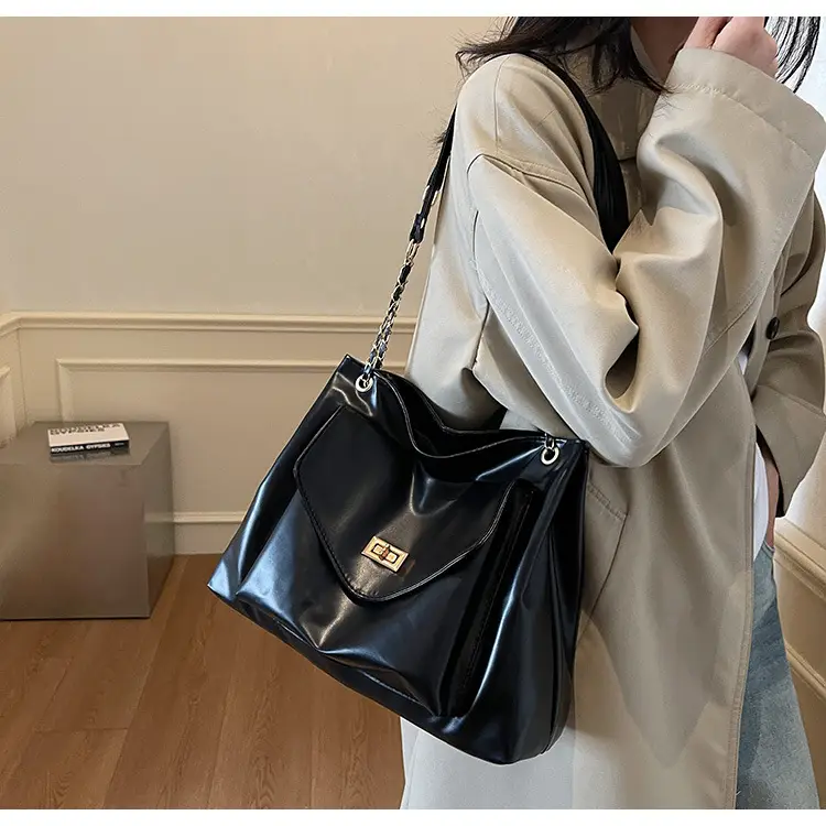Women's Cream Crossbody Bag Spring Summer 2024 — feature 14
