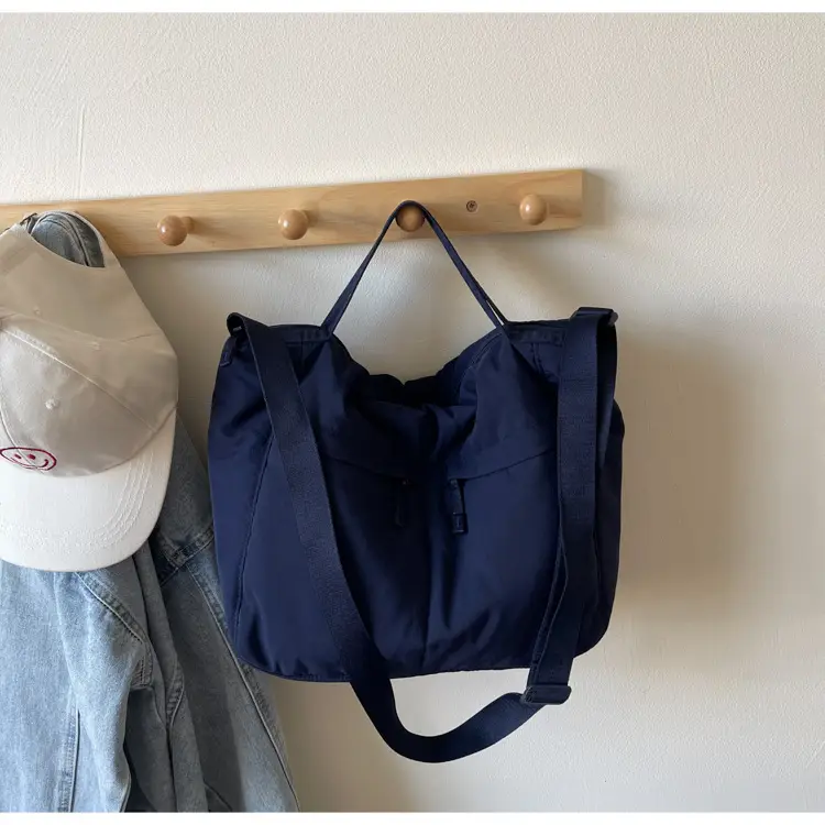 Large Capacity Crossbody Bag for Students & Commuters — feature 32