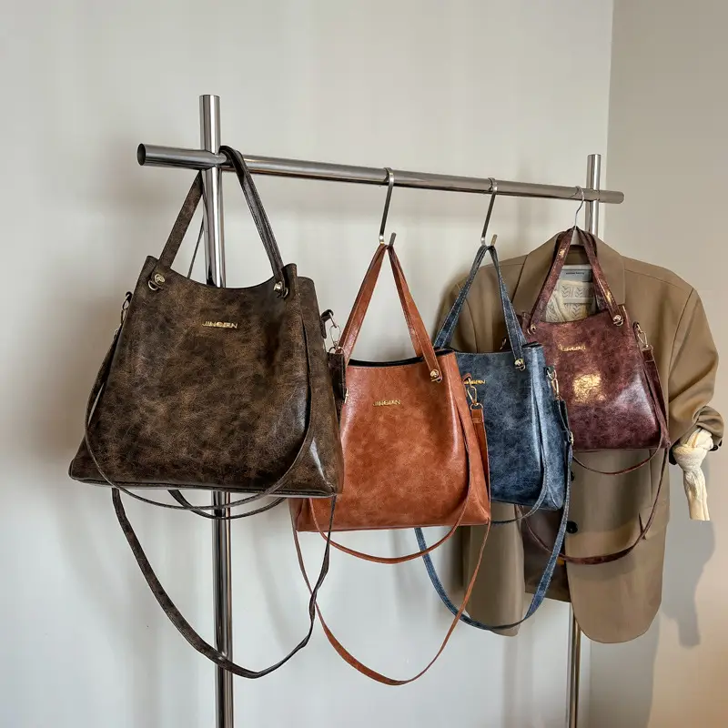Vintage Oil Leather Crossbody Bag for Women 2025 Spring - Image 5