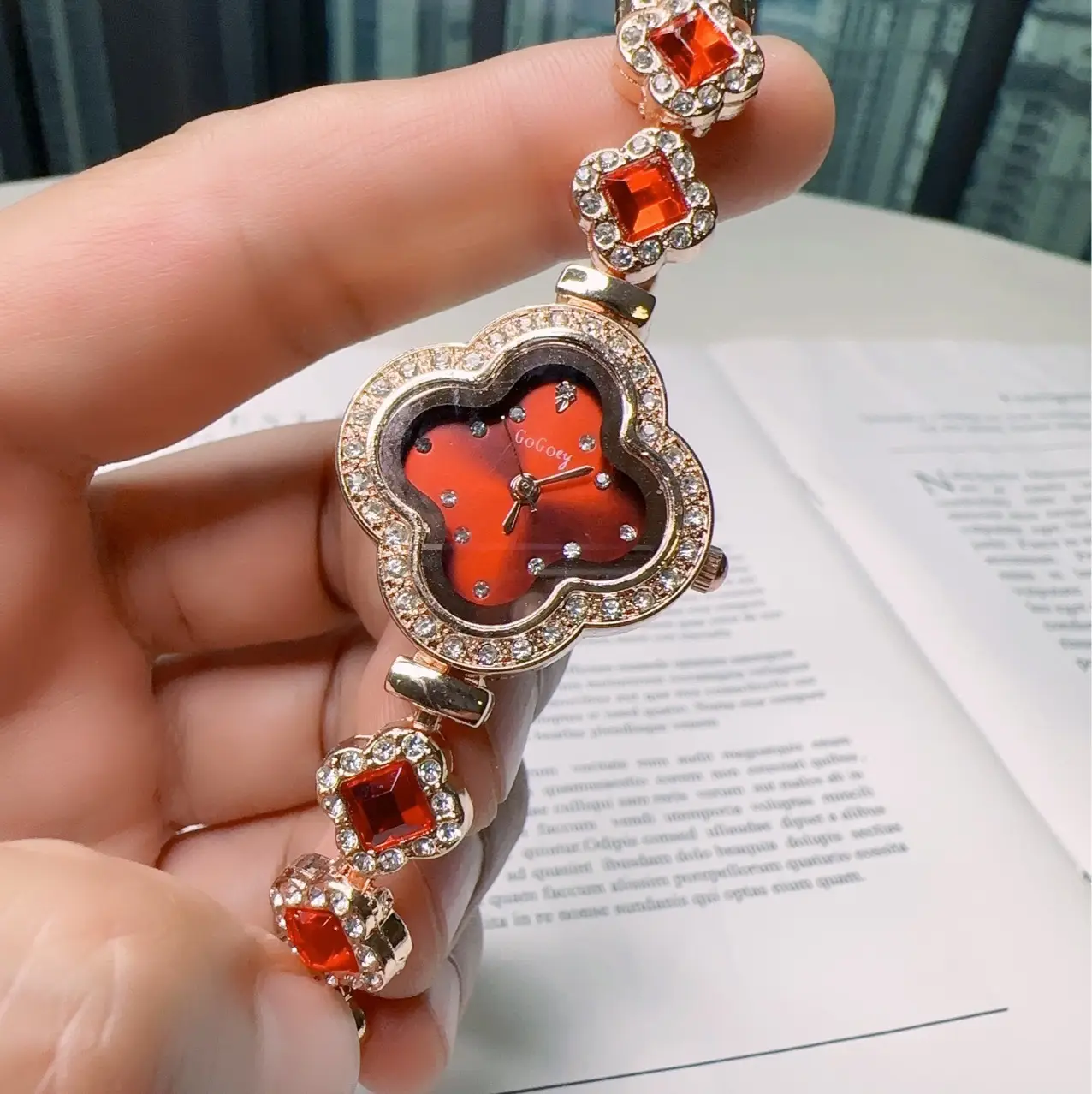 Women's Quartz Bracelet Watch with Red Diamond Set - Image 5