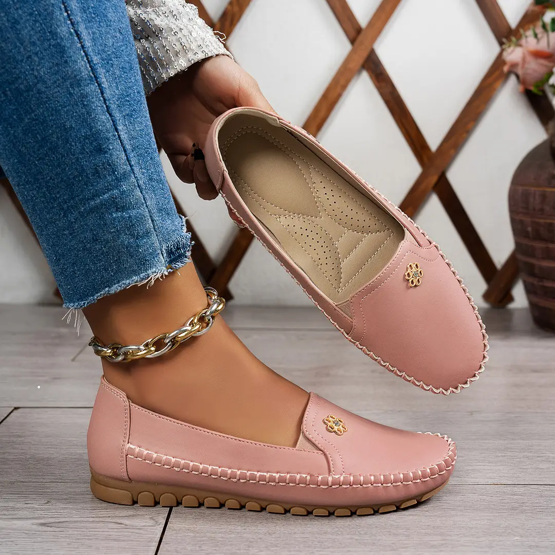 Large Size Popular Foreign Trade Stitched Laser Women's Flats Loafers Foreign Trade Cross-Border E-Commerce Supply Versatile - Image 3