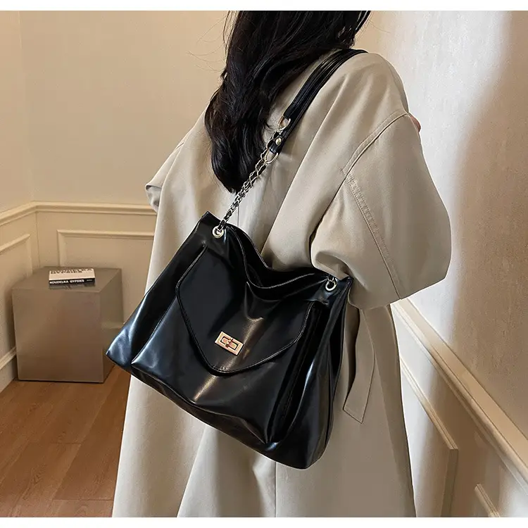 Women Vintage Chain Shoulder Bag Brown Large Capacity — feature 7