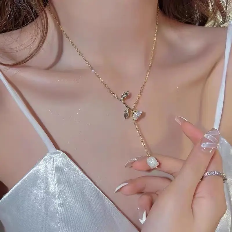 Rose Wind Bell Necklace Female Niche Design