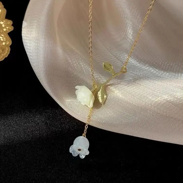 Rose Wind Bell Necklace Female Niche Design
