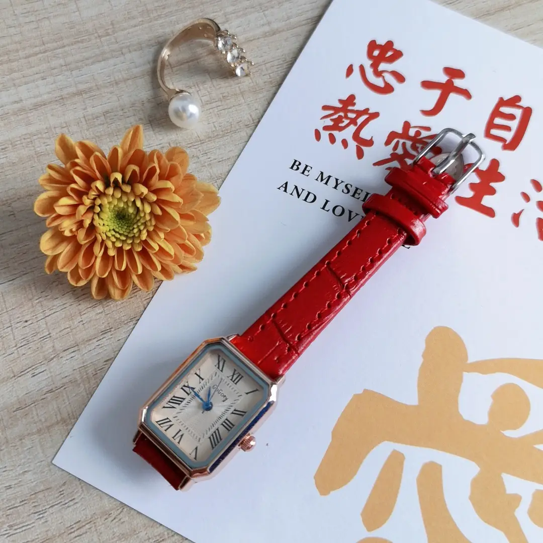 Small Square Quartz Watch for Women White Leather Belt - Image 4