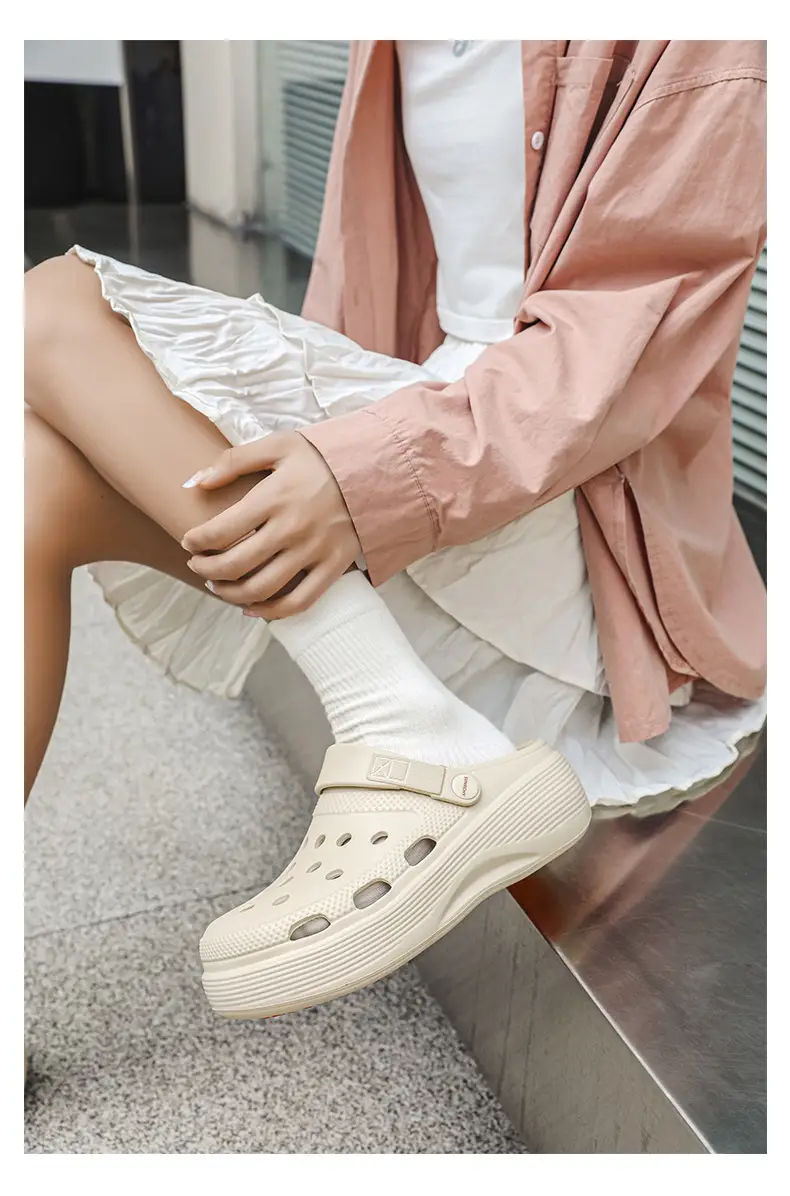 Croc Shoes Women's Outer Wear Summer Non-Slip Breathable Toe-Toe Slippers Eva Non-Slip Sole Wear-Resistant High-Bottom Beach Shoes — feature 26