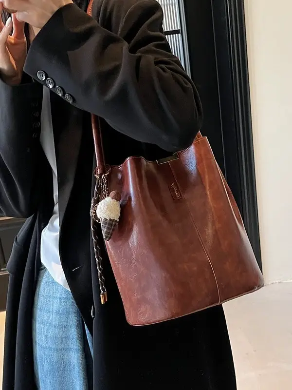 Vintage Brown Leather Bucket Bag with Chain Strap - Image 5