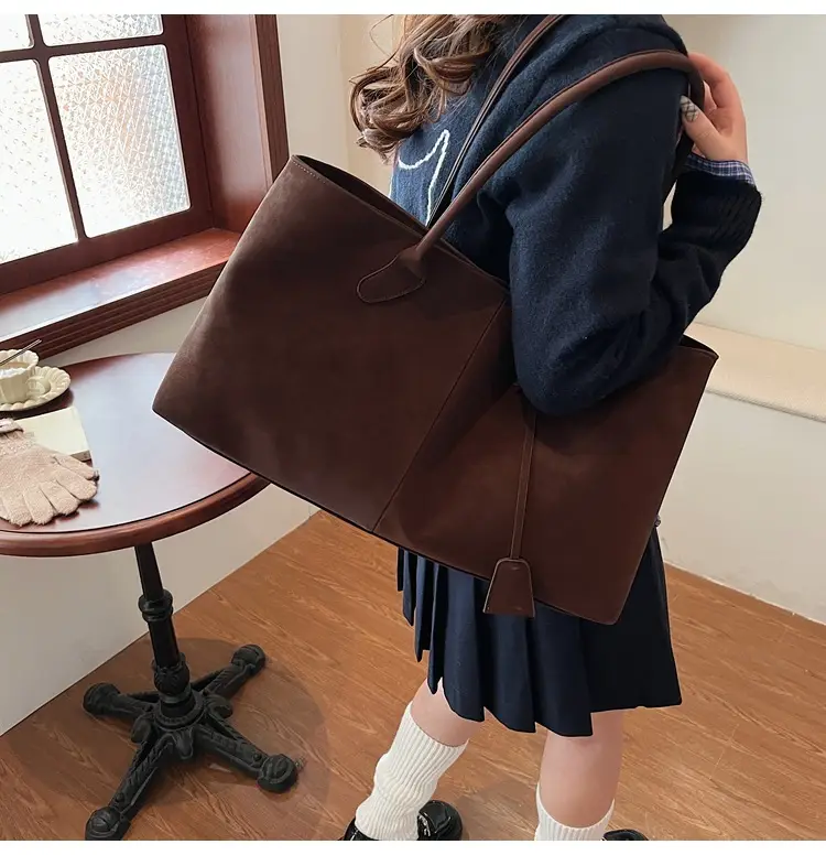 Frosted Leather Vintage Shoulder Bag for Women — feature 22