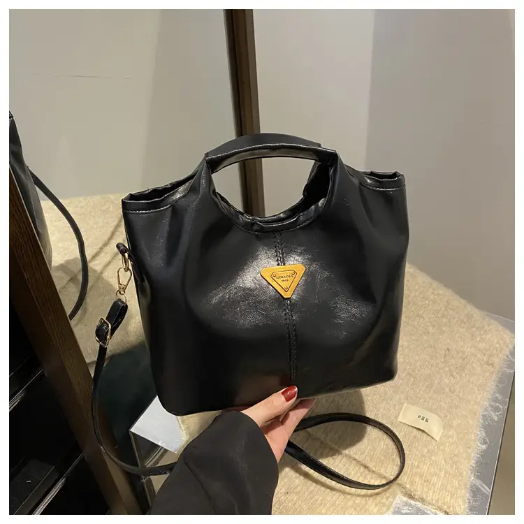 Red Leather Shoulder Bag with Gold Logo for Women — feature 21