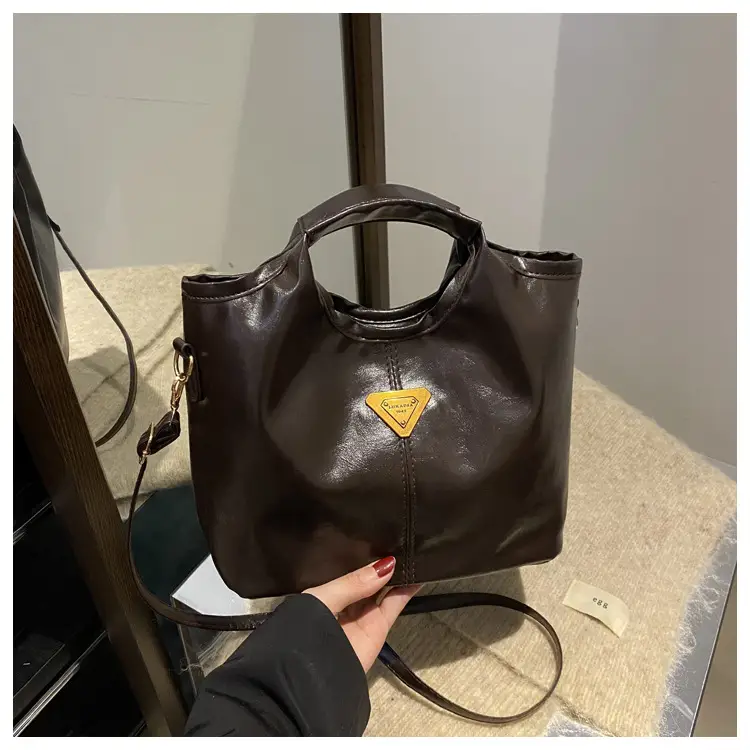 Red Leather Shoulder Bag with Gold Logo for Women — feature 22