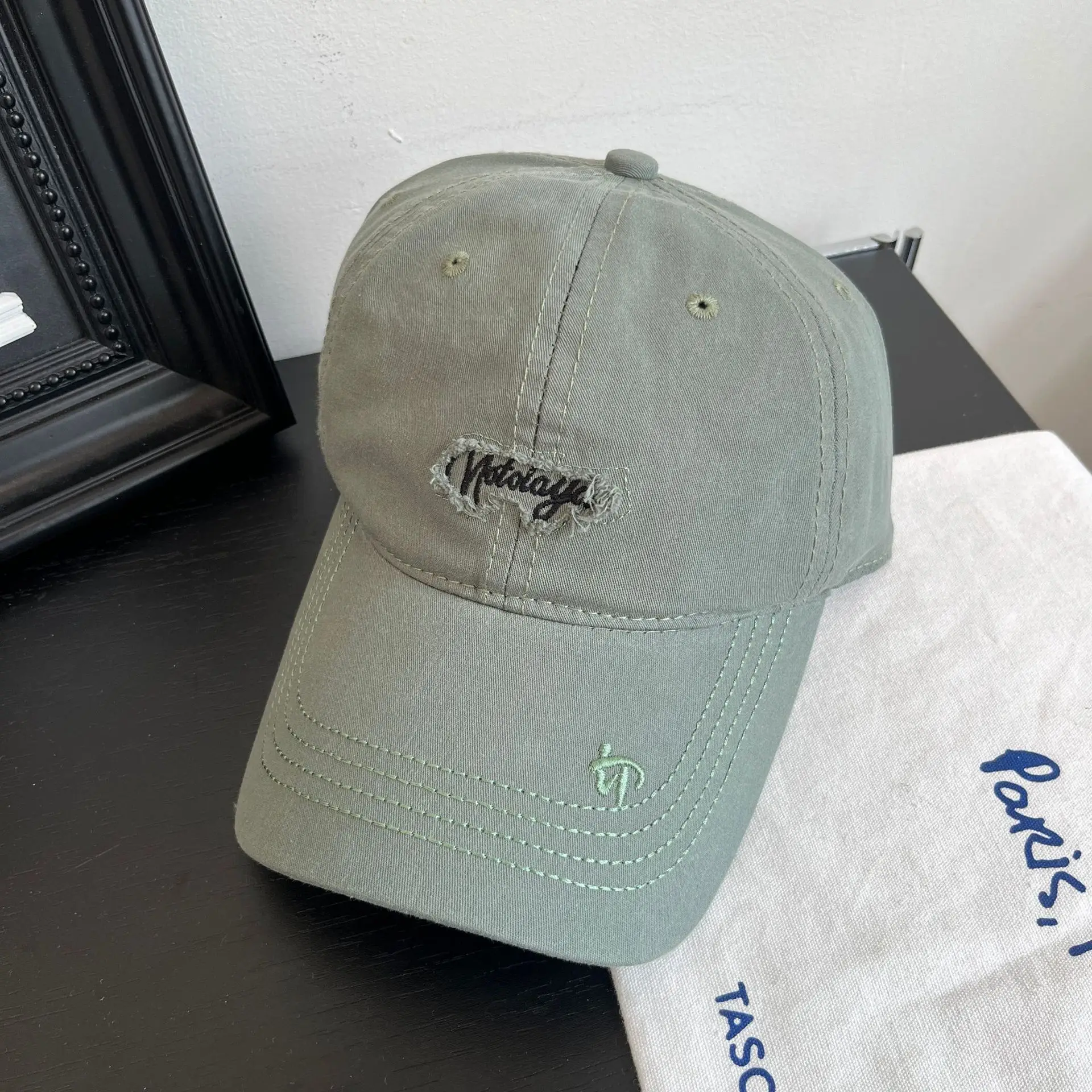 Women Pink Embroidered Baseball Cap Spring Autumn - Image 2