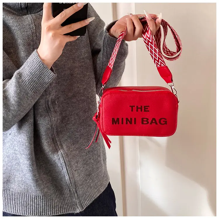 New Fashion Letter Shoulder Bag for Women 2024 — feature 19