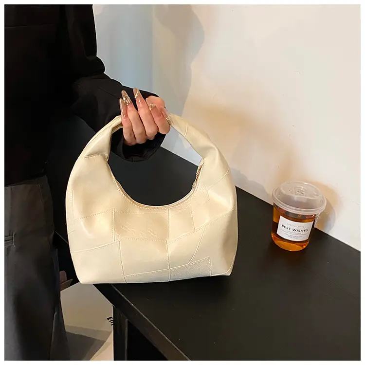 Black Leather Shoulder Bag Large Capacity Lazy Style — feature 12