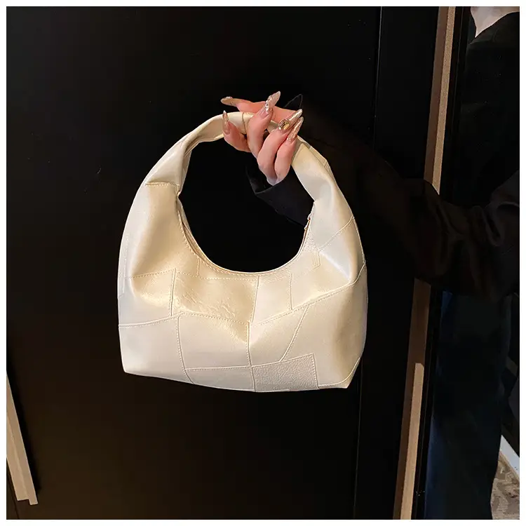 Black Leather Shoulder Bag Large Capacity Lazy Style — feature 15