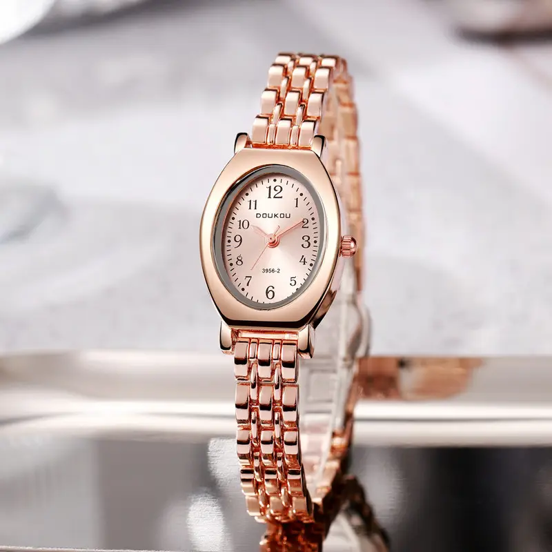 Explosive new ladies watch women's fashion niche high-end sense golden oval student steel quartz watch
