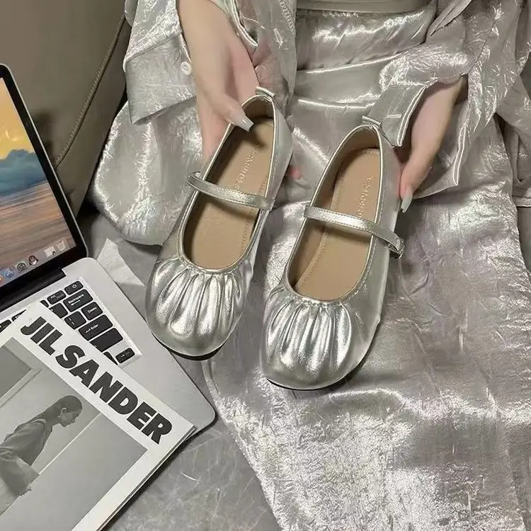 silver Mary Jane Deep Mouth Milk Shoes Flat Heel Cyber Red Pleated New 2025 Spring New Small Leather Shoes Women's All-match — feature 9