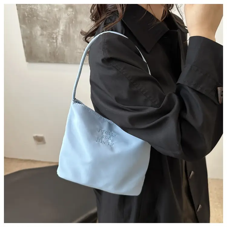 White High-End Shoulder Bag for Women luggage and leather goods — feature 16