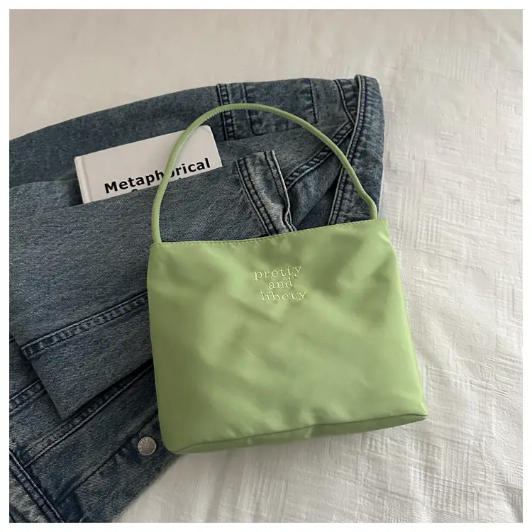 White High-End Shoulder Bag for Women luggage and leather goods — feature 17