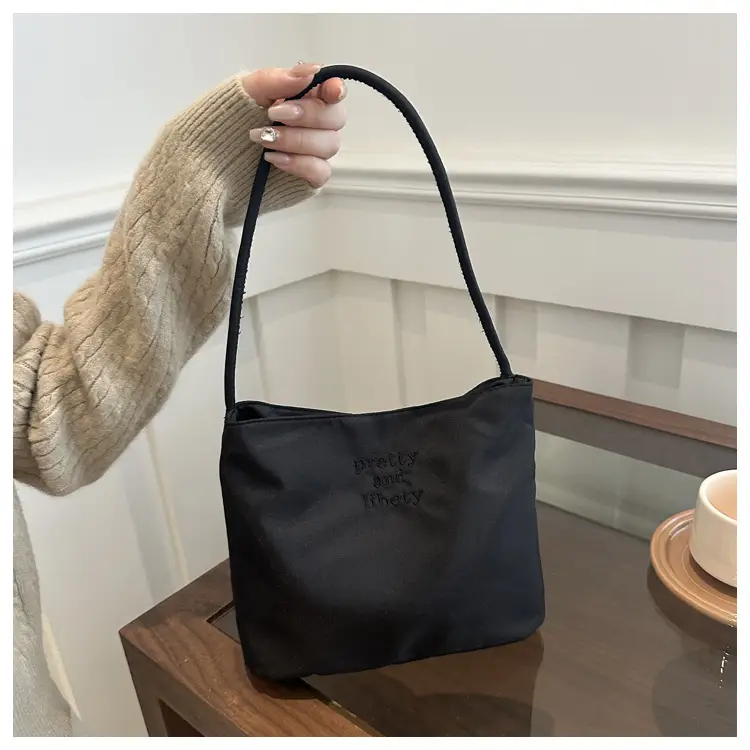 White High-End Shoulder Bag for Women luggage and leather goods — feature 20