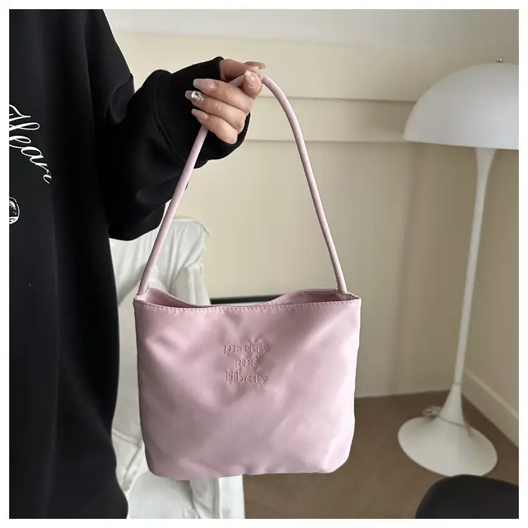 White High-End Shoulder Bag for Women luggage and leather goods — feature 25