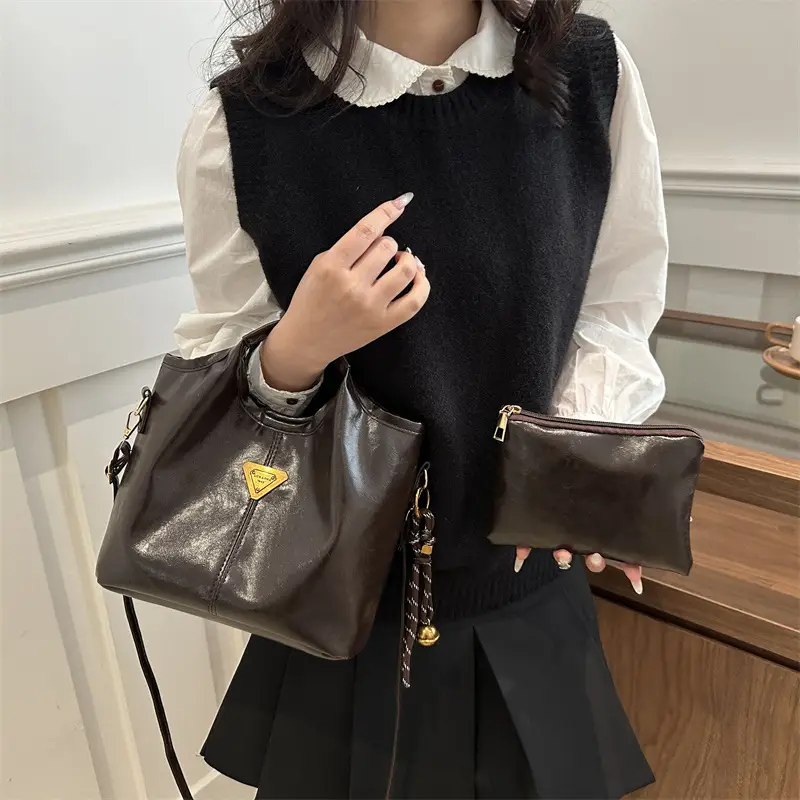 Women's Retro Leather Shoulder Messenger Bag Set
